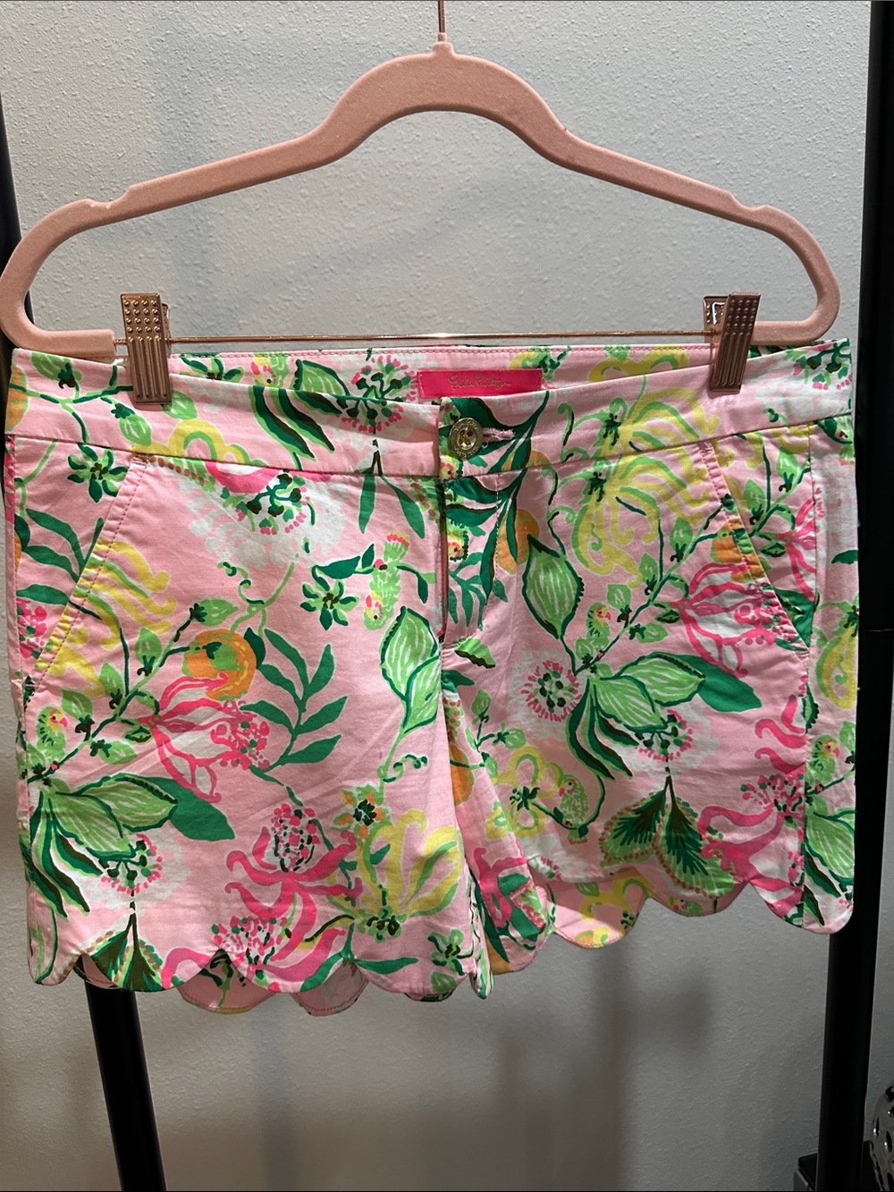 Lilly Pulitzer Pink Floral Scalloped Hem Bermuda Shorts